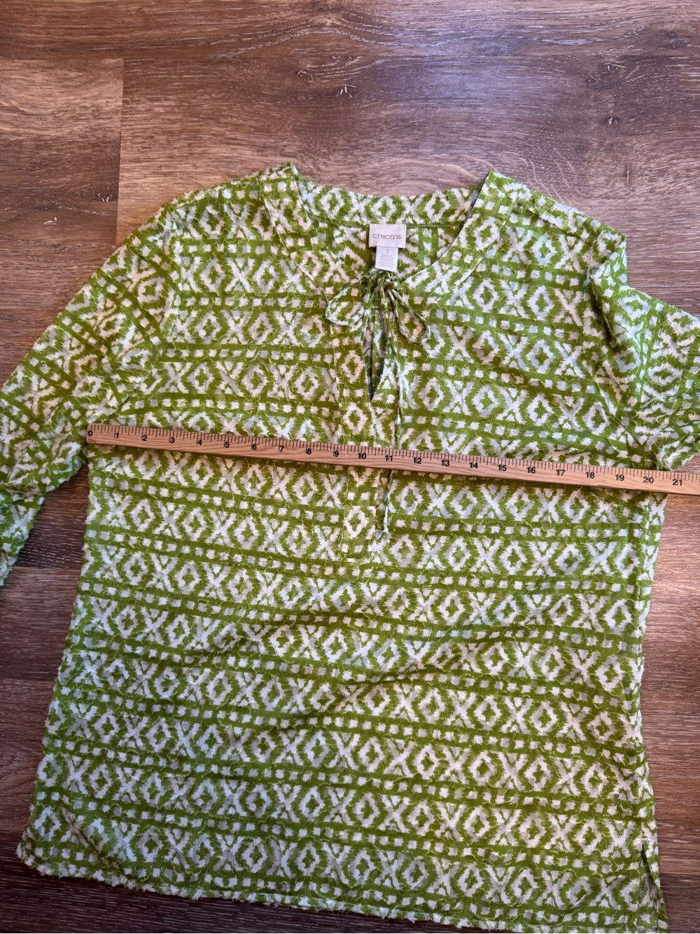 Chico's Green Geometric Casual Semi Sheer Top - Sz 1 - 1x - Picture 5 of 16